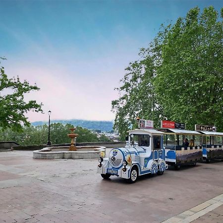 Quartier Du Chateau, Superbe Appartement Avec Parking Pau Exterior foto